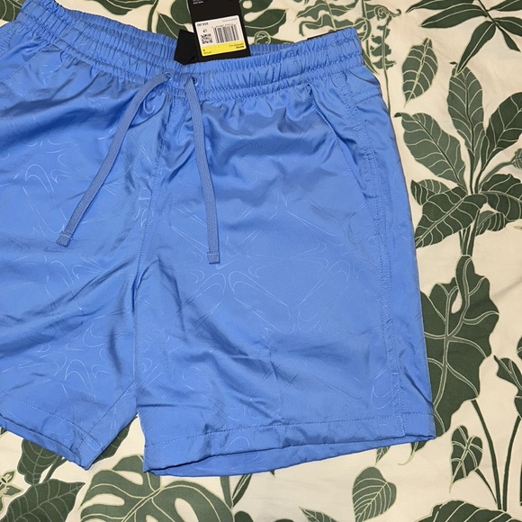 Brand New Mens Nike Shorts Size Small - Picture 4 of 7